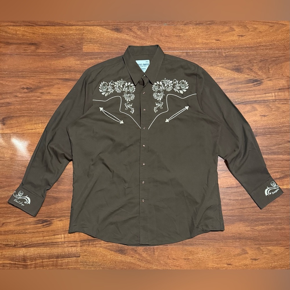 Rafeal Amaya Men's Western Style Embroidered Pearl Snap Brown‎ Shirt